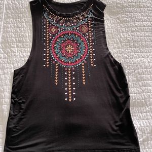 Colorful muscle tank with a beautiful design.
